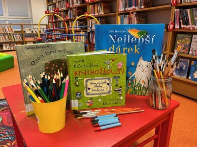 Hry - Malujeme s knížkou